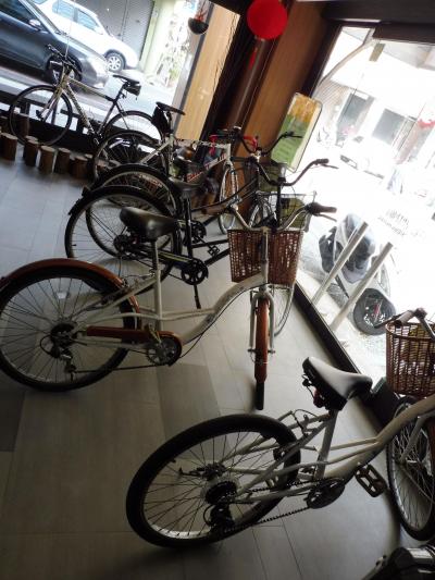 旅券と引き換えに２時間無料で利用可能な自転車