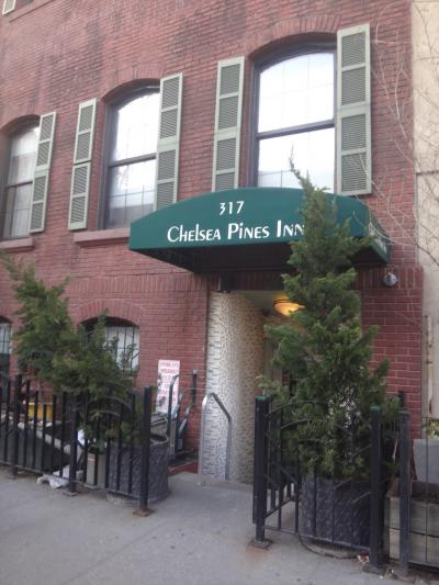 れんが色ですごい築年数なのが見てわかる