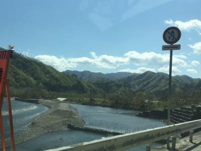 閉伊川沿いのドライブ