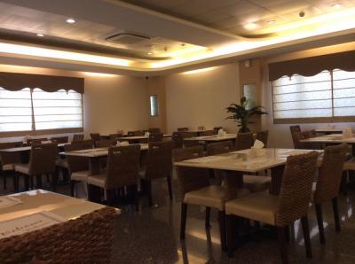 朝食は6階にて。