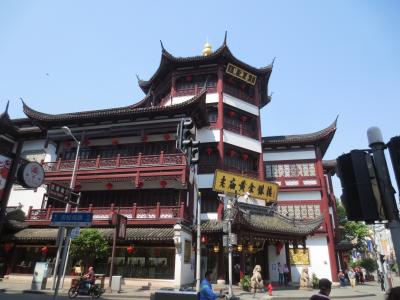 風情と賑わいに酔いしれる豫園商城 