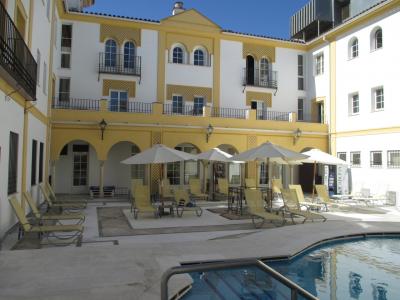 プール　小さいです