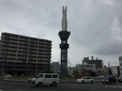 シンボルタワーとロータリー交差点