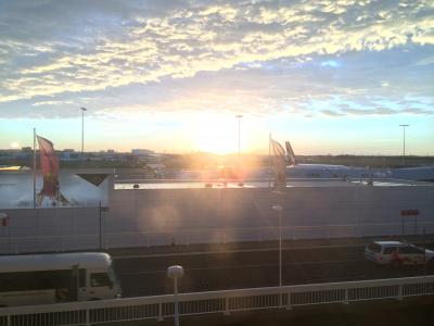 目の前がシドニー国際空港