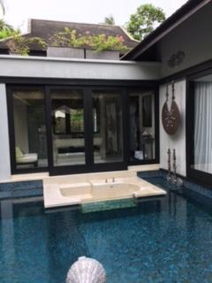 屋外バスタブも最高でした