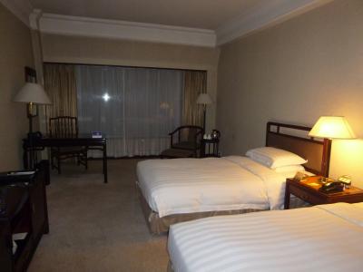 広さは普通。設備はやや古いが気になるほどではない。