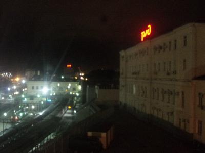 客室から望む駅方面の夜景
