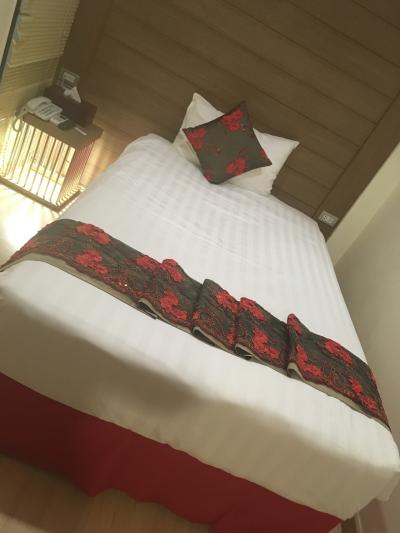 ベッドカバーかわいい