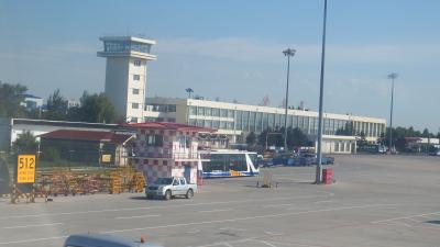 新ターミナル建設中で臨時建物使用