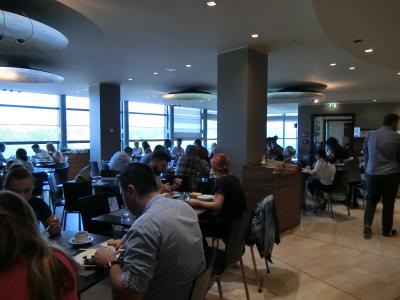 ホテルのレストラン