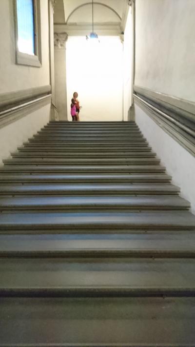 ウフィッツィ美術館へ渡る橋が特別公開されています