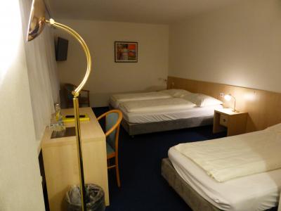 トリプルルーム