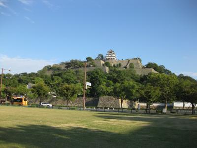 日本一高い石垣で有名な「丸亀城」