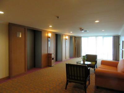 公共エリアの豪華さは、高級ホテルの面目躍如ですね