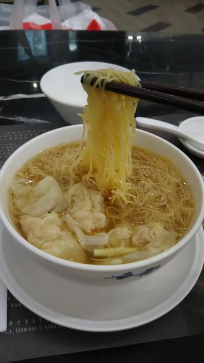 香港ついたらすぐに海老麺