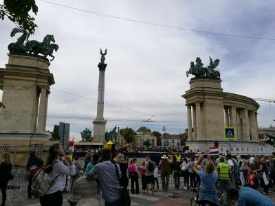 休日は公園内部でイベントがあります