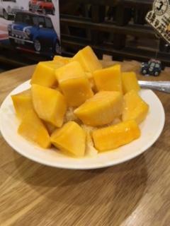 マンゴーかき氷が最高です。
