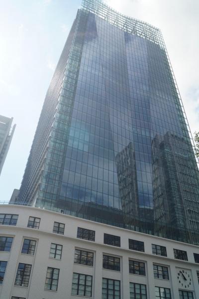 １階、Ｂ１でイベントが行われています