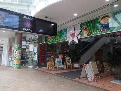 おにぎりも買えます