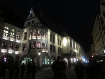 世界一有名!?なビアホールで美味しいビールと料理を堪能!