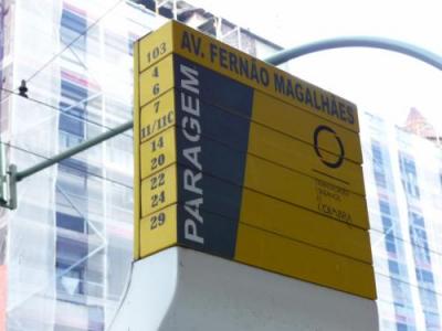 コインブラ大学へ行くバスストップ