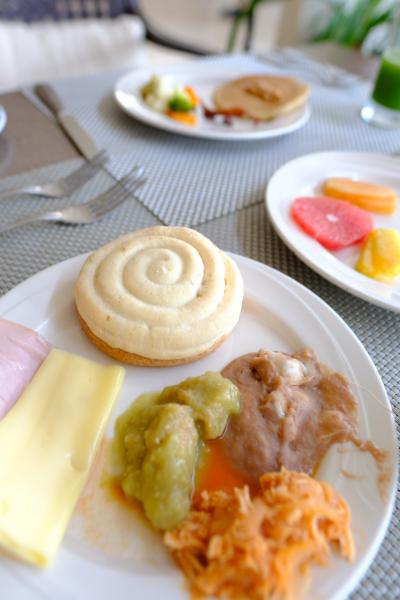 朝食ビュッフェ