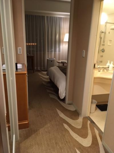 朝食会場は混んでいました