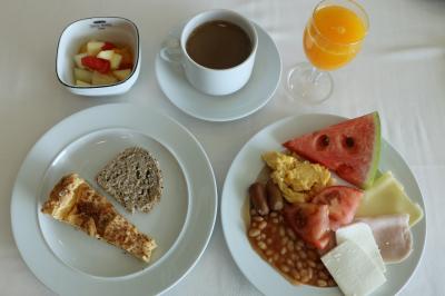 朝食