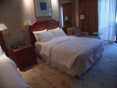 客室内　ダブルベッドが２台！