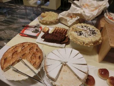 早い者勝ちの争奪合戦「パンがなければお菓子を食べれば」状態に