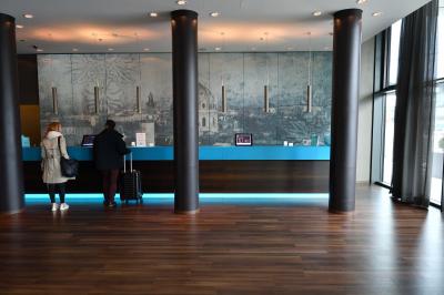 ホテルフロント