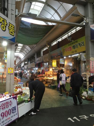 西面から歩けます。韓国の食文化を知るのに最適