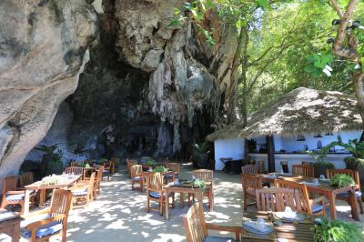 洞窟にあるグロットレストラン