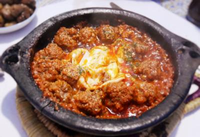 メディナの真ん中にある、シャウエン感満載の美味しいレストラン