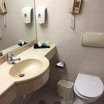 ラッキーにも栓がありました。