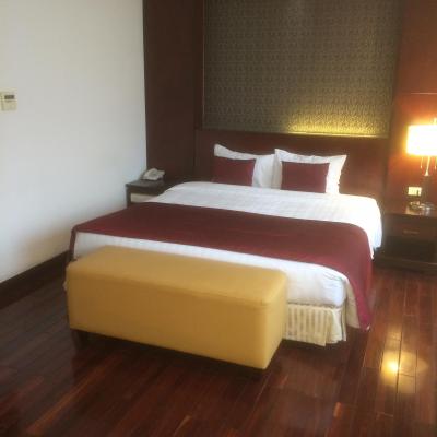 室内は広めです