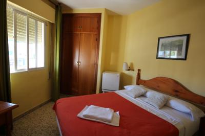 無料Wi-Fiの接続もよく、冷蔵庫もありました