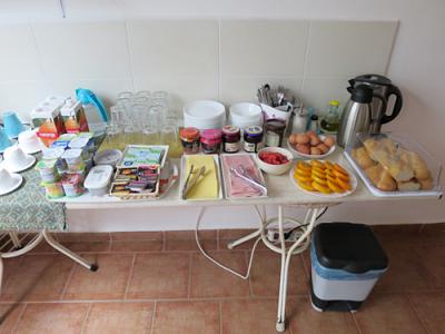 朝食は9時から11時まで