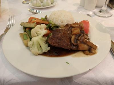 夕食のメインです