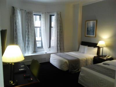 豪華で不思議な雰囲気の古さが目立つホテル