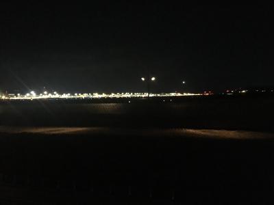 夜は何も見えません