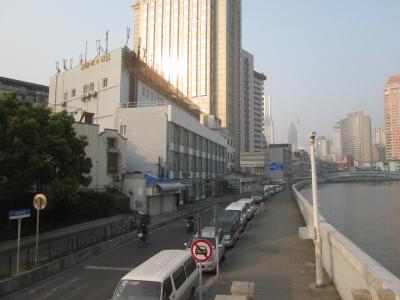 上海 レイクサイド ホリデー イン (上海湖濱假日酒店)