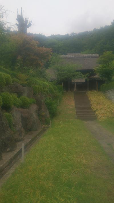 茅葺きが素敵な西方寺