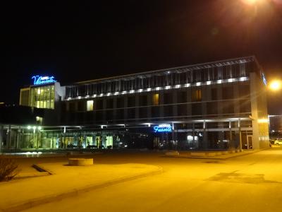 ホテルは4階建てです