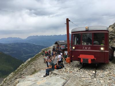 20世紀初頭にタイムスリップ！人気の登山列車☆予約必須のTramway du Mont-Blanc