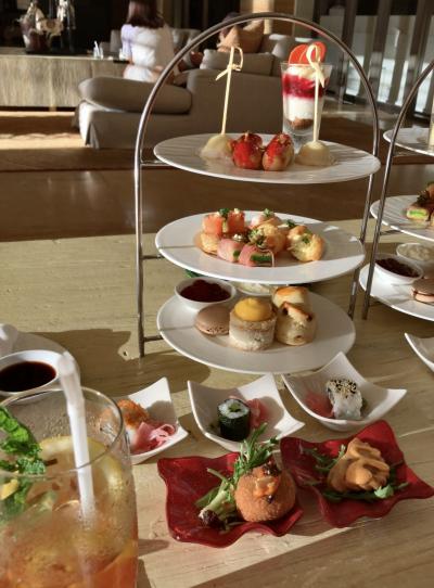 ザ・バーのアフタヌーンテイー。