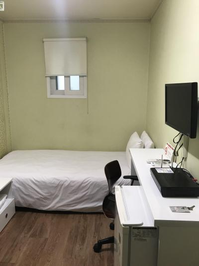 シングル部屋です