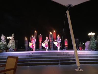 タイ舞踊鑑賞しながらのディナー
