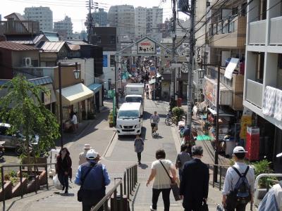 レトロな雰囲気が漂う商店街、ぶらぶら歩きにぴったり