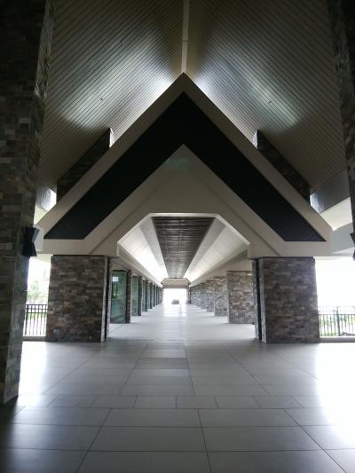 ロビーへの入口